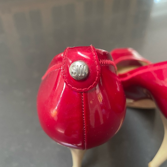 Stuart Weitzman Candy Apple Red Patent Leather Peep Toe Platform High Heel 8.5M - Picture 4 of 8